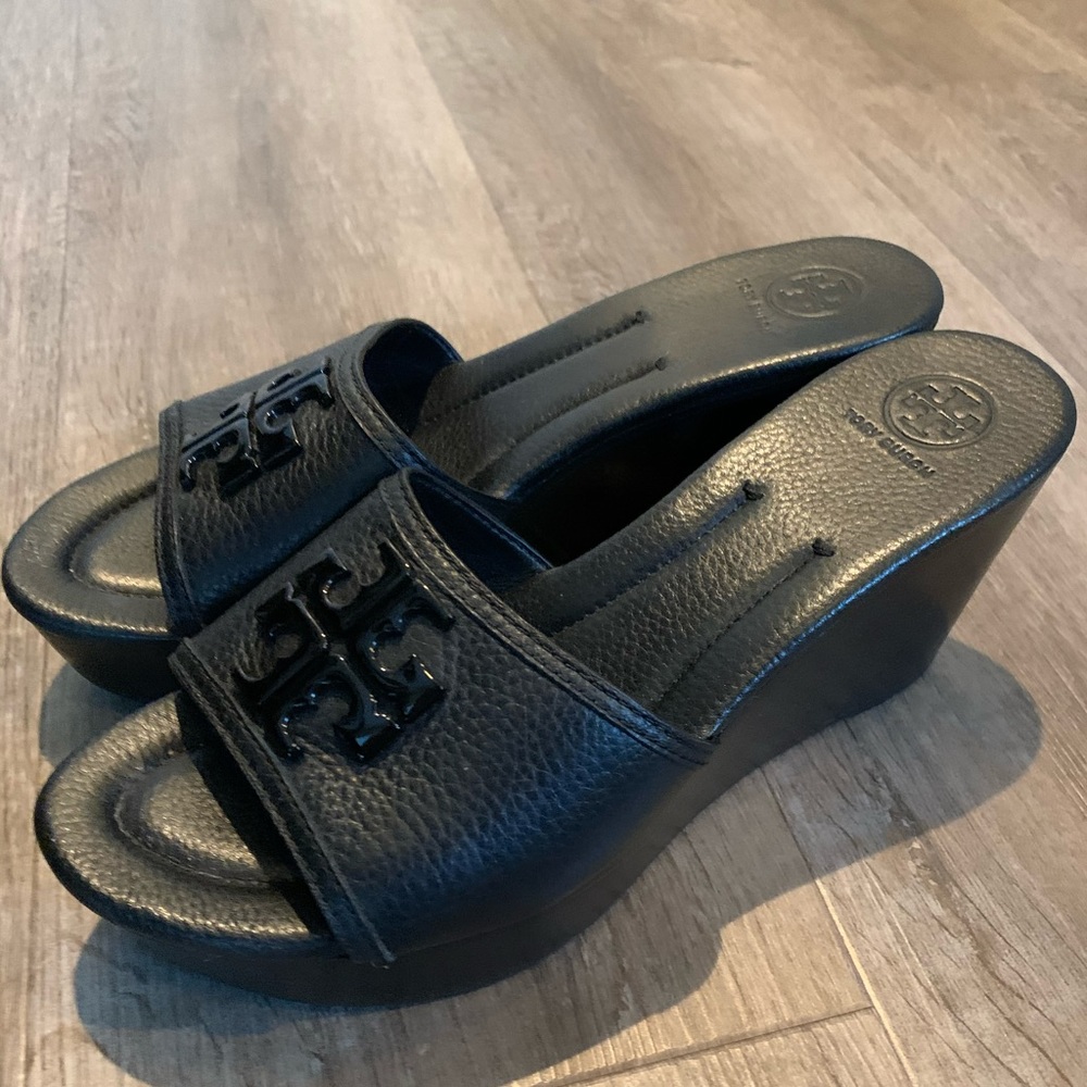 Tory Burch Lowel Black Wedge Sandals LIKE NEW